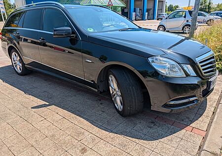 Mercedes-Benz 300 W212 E300CDI Avantgarde Kombi BlueEFFICIENCY