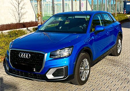 Audi Q2 1.4 TFSI/S Tronic/Design/Tempo/Navi/Parkassi.