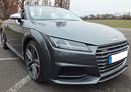 Audi TTS Roadster 2.0 TFSI S tronic quattro - TOP!