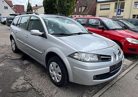 Renault Megane Grandtour Avantage 1.HAND 8-fach bereift