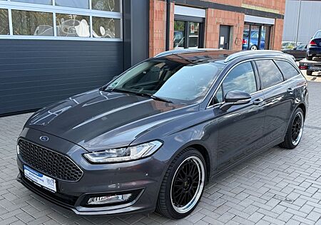 Ford Mondeo Vignale 4x4 *LED*NAVI*PANO*STANDHZG*LEDER