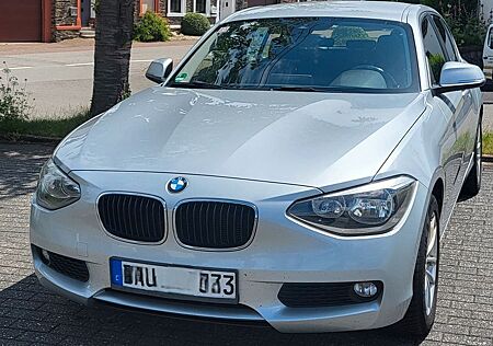 BMW 118d / Navi/ SHZ/TÜV neu/Klima/PDC/