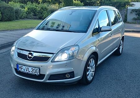 Opel Zafira 1.9 CDTI XENON AUTOMATIK NAVI 7 SITZER