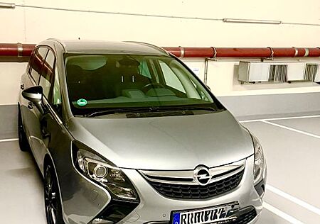 Opel Zafira Tourer 1.6 ECOTEC DI Turbo 147kW INNO...