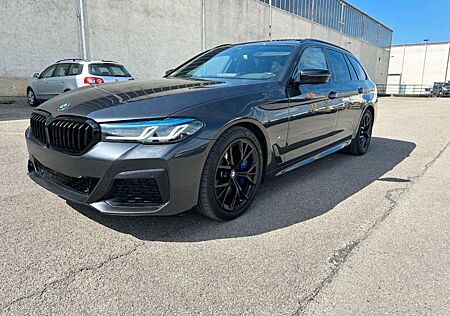 BMW 530d G31 xDrive Touring M Paket, RFK AHK HUD Top