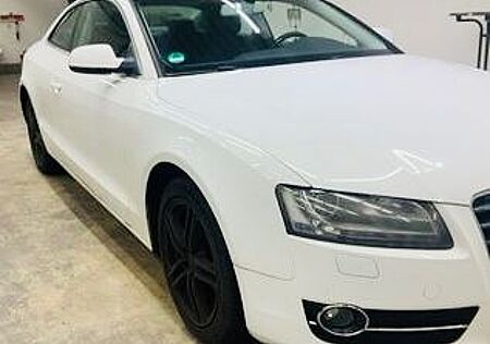 Audi A5 2.0 TFSI Xenon Sitzheizung Sportsitze Euro5