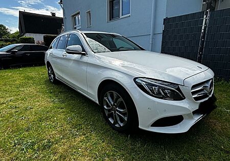 Mercedes-Benz C 220 d 4MATIC T AVANTGARDE Autom. AVANTGARDE