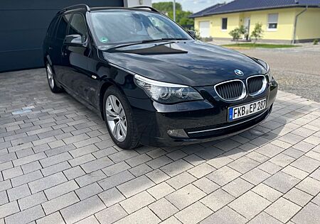 BMW 520d touring - Top gepflegt, Navi, Teilleder