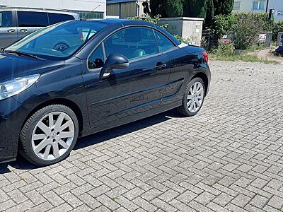Peugeot CC Cabrio Sport Platinum Automat.PDC.Klima.Sitz