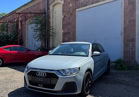 Audi A1 Sportback 30 TFSI advanced *Service Neu*Top*