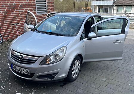 Opel Corsa 1.4 Color Edition Color Edition