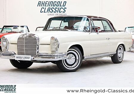 Mercedes-Benz 280 SE 3.5 Liter V8 mit Luftfahrwerk, Schiebedac