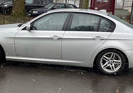 BMW 320d EfficientDynamics Edition EfficientDyna...