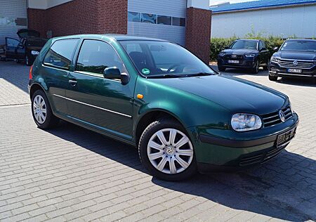 VW Golf Volkswagen 1.4 M+S TÜV