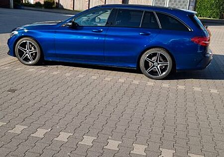 Mercedes-Benz C 220 d AMG-Line