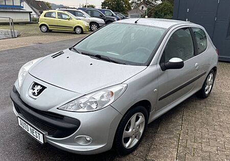 Peugeot 206 + Basis*07.2026*TÜV*8xBereift*80000KM