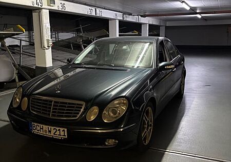 Mercedes-Benz E 240 w211