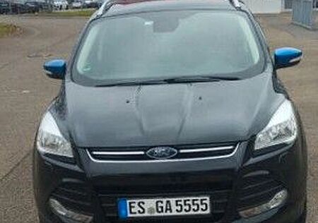 Ford Kuga 2,0 TDCi 4x4 110kW Titanium PowerShift ...
