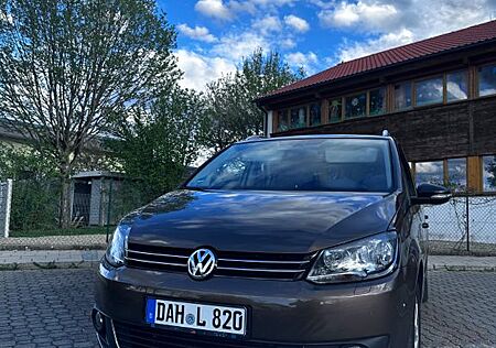 VW Touran Volkswagen 1.4 TSI DSG Style