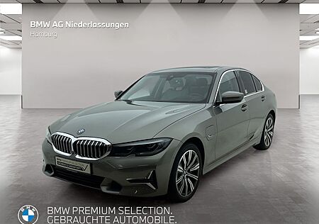 BMW 330e xDrive Limousine LiveCockpitProf Head-Up