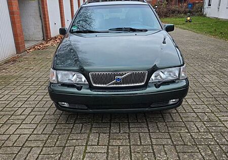 Volvo V70 I 2.4