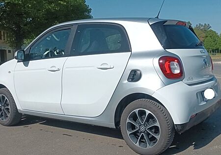 Smart ForFour 1.0 52kW passion Klima / Sitzheizung