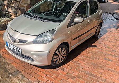 Toyota Aygo (X) Aygo (X) 1,0 -