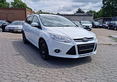Ford Focus 1,0 EcoBoost 92kW SYNC Edition Turnier...