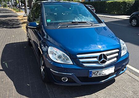 Mercedes-Benz B 200 Turbo -