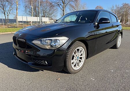 BMW 116 iLimousine Klima-PDC-Sitz-Tempomat