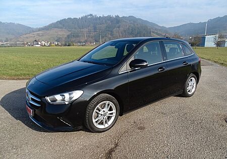 Mercedes-Benz B 180 Klima Leder Tempomat Kamera PDC eFH Sitzhz