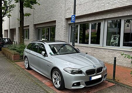 BMW 520d Touring Sportpaket - Head Up - Panoramadach