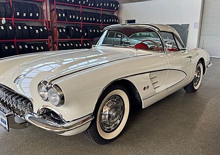 Chevrolet Corvette sehr schöne C 1 mit Garantie*
