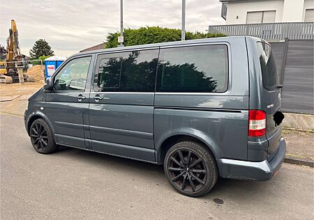 VW T5 Multivan Volkswagen T5 Mulitvan Campervan Highline