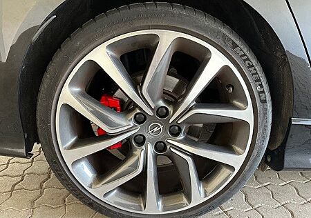Opel Insignia B Sports Tourer GSi4x4 einmalig-wie neu