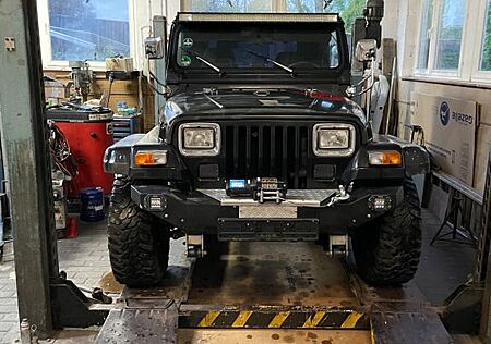 Jeep Wrangler YJ 2.5