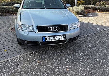 Audi A4 2.0 multitronic -