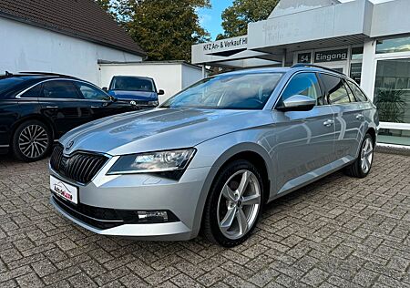 Skoda Superb Combi Ambition 2.0 TDI DSG+Bi-Xen+Nav+ACC