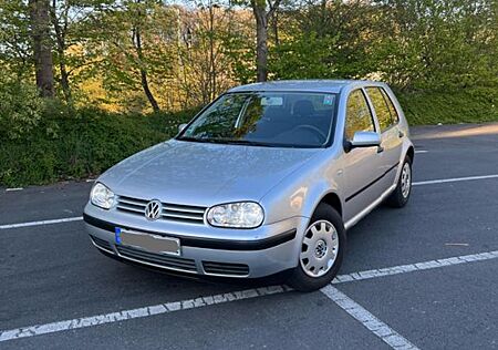 VW Golf Volkswagen 1.4 Special