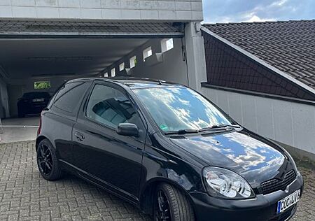 Toyota Yaris 1.0