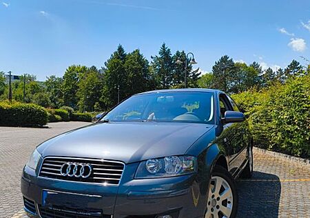 Audi A3 2.0 FSI tiptronic Ambiente