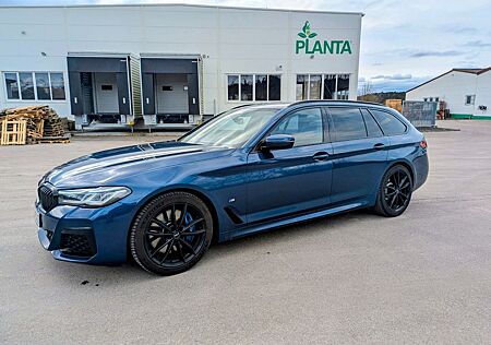 BMW 530d Touring M Paket / DAP / HK / AHK / HU AUneu