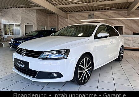 VW Jetta Volkswagen VI Highline*DSG*NAVI*SHZ*LED*TEMPO*GSD*PDC
