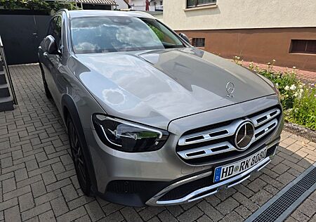 Mercedes-Benz E 400 d 4MATIC T All-Terrain Autom. All-Terrain