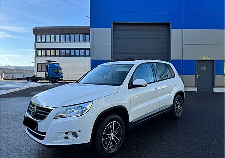 VW Tiguan Volkswagen 2.0TSI 4 Motion*TÜV NEU*Panorama*AHK*