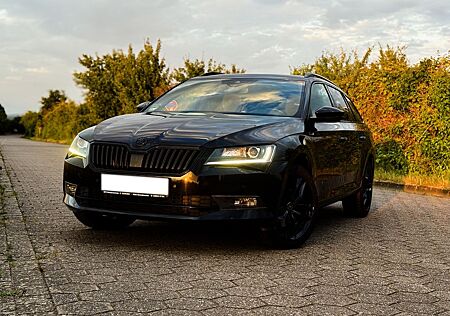 Skoda Superb 2.0 TDI DSG SportLine Combi