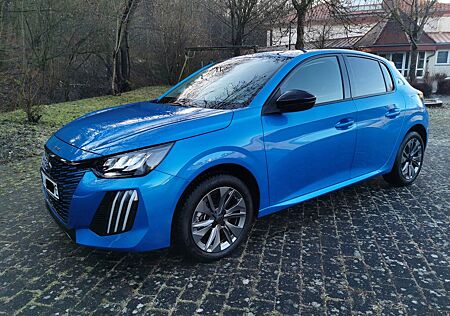 Peugeot e-208 Allure m. 11 kW Onboard-Lader, City-Paket+