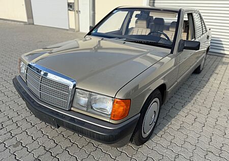 Mercedes-Benz 190 190E