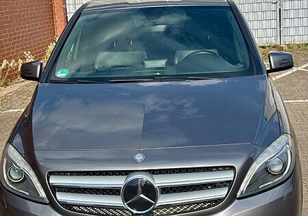 Mercedes-Benz B 180 - Sportpaket