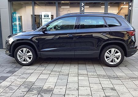 Skoda Karoq Drive 4x4 AHK+LED+Navi+ACC+Kamera